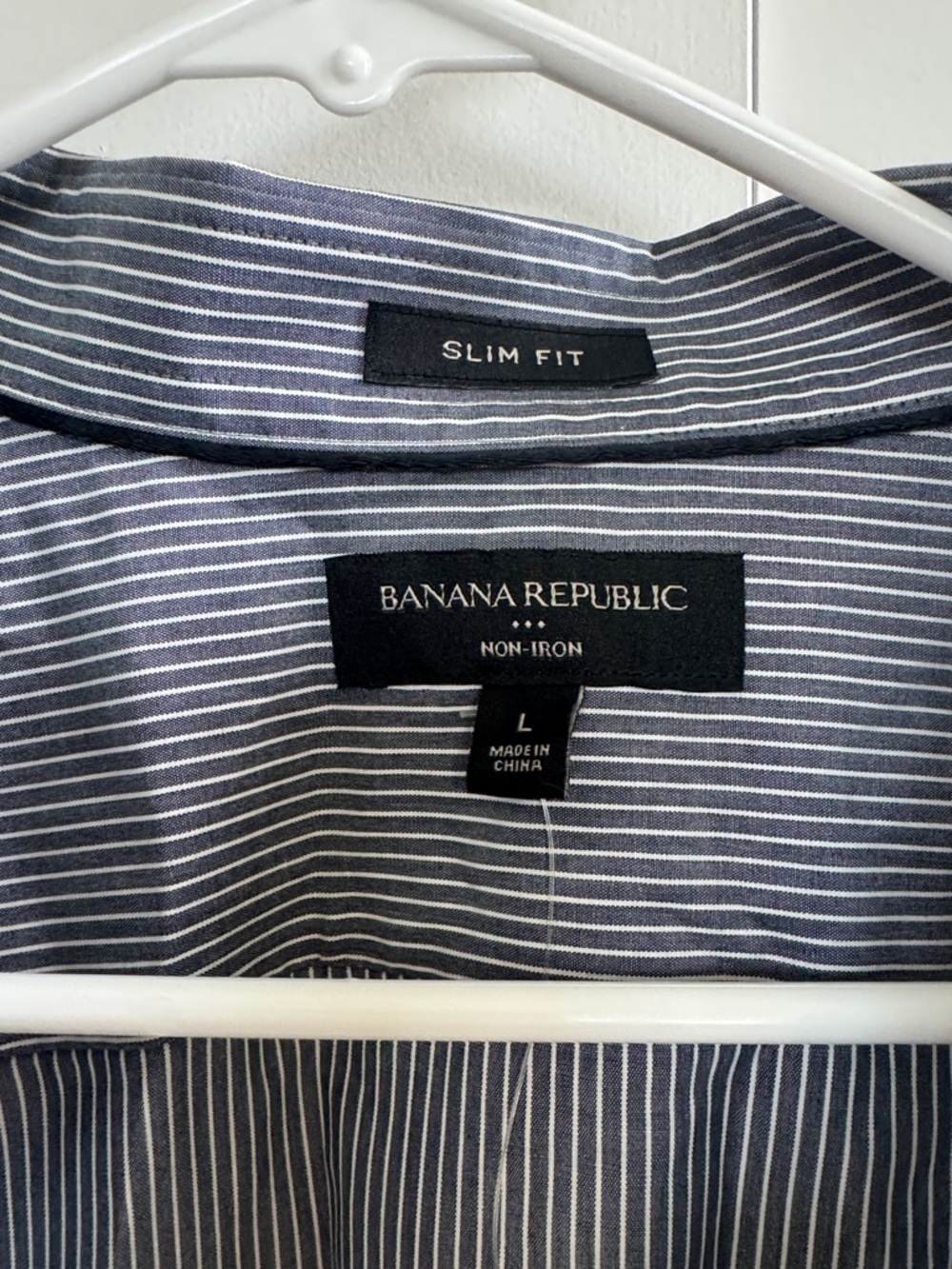 Banana Republic Navy and White Pinstripe Dress Shirt - Picture 5 of 7
